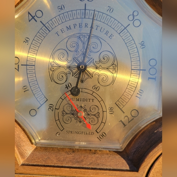 Vintage Springfield Barometer - Picture 2 of 5